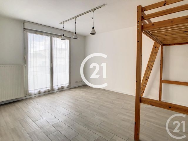 Studio à louer - 1 pièce - 41.0 m2 - COURCOURONNES - 91 - ILE-DE-FRANCE - Century 21 .Capitole Immobilier