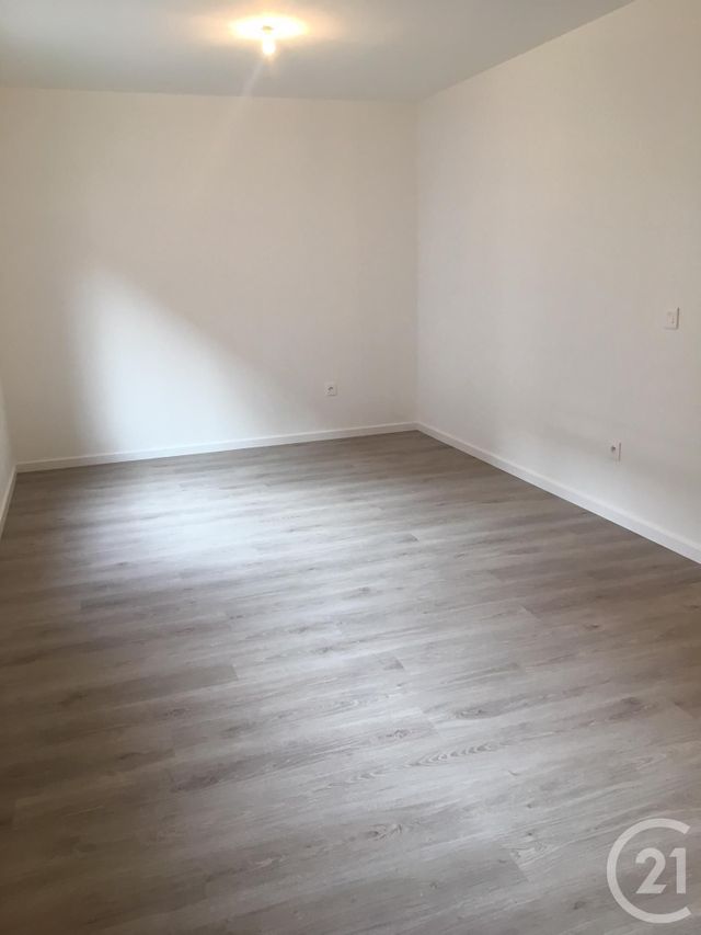 Appartement F1 à vendre - 1 pièce - 29.7 m2 - MONTLHERY - 91 - ILE-DE-FRANCE - Century 21 Capitole Immobilier