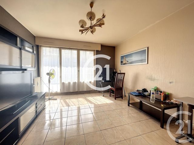Appartement F3 à vendre - 3 pièces - 61.97 m2 - BRETIGNY SUR ORGE - 91 - ILE-DE-FRANCE - Century 21 Capitole Immobilier