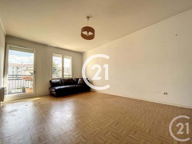 Appartement F2 à vendre - 2 pièces - 47.5 m2 - BRETIGNY SUR ORGE - 91 - ILE-DE-FRANCE - Century 21 Capitole Immobilier
