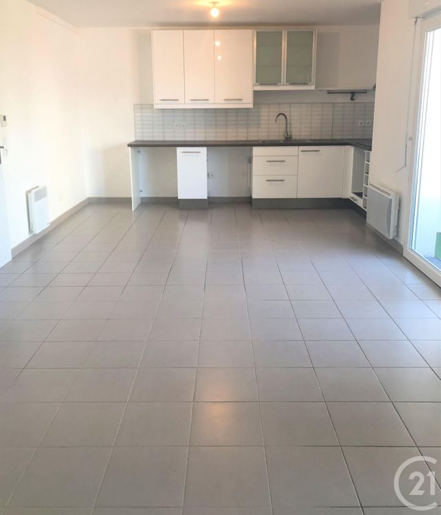 Studio à louer - 1 pièce - 40.77 m2 - BRETIGNY SUR ORGE - 91 - ILE-DE-FRANCE - Century 21 Capitole Immobilier