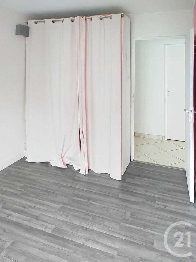 Appartement F2 à vendre - 2 pièces - 54.0 m2 - ARPAJON - 91 - ILE-DE-FRANCE - Century 21 Capitole Immobilier