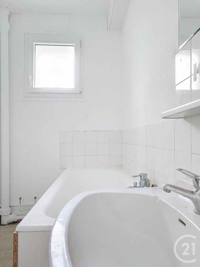 Appartement F4 à vendre - 4 pièces - 70.8 m2 - ST MICHEL SUR ORGE - 91 - ILE-DE-FRANCE - Century 21 Capitole Immobilier