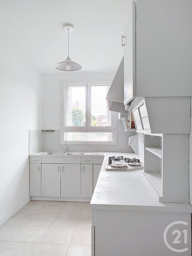 Appartement F4 à vendre - 4 pièces - 70.8 m2 - ST MICHEL SUR ORGE - 91 - ILE-DE-FRANCE - Century 21 Capitole Immobilier
