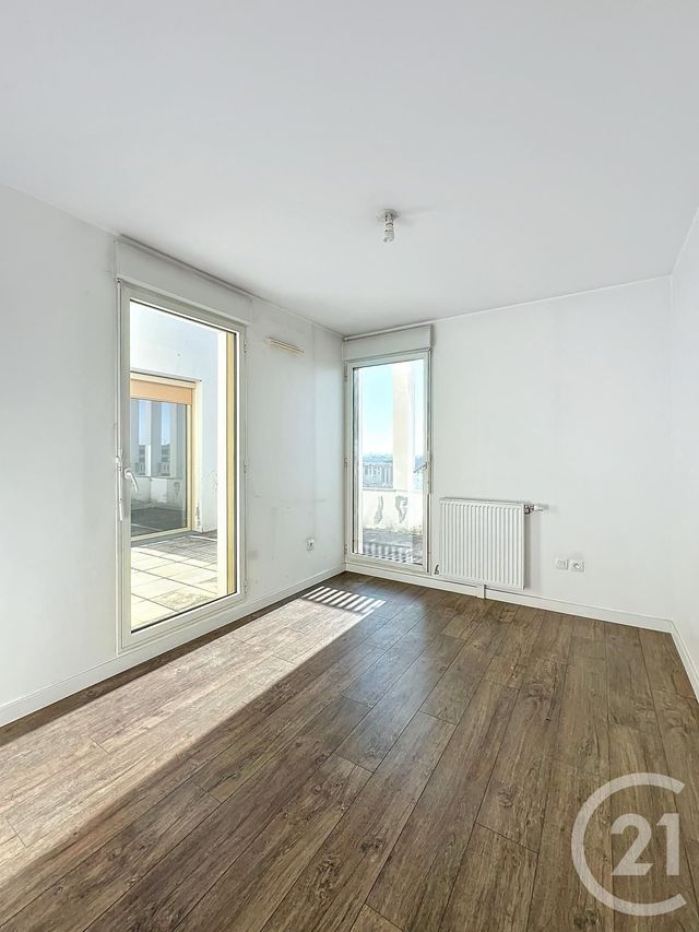 Afficher la photo en grand Appartement F4 à vendre - 4 pièces - 80.6 m2 - BRETIGNY SUR ORGE - 91 - ILE-DE-FRANCE - Century 21 Capitole Immobilier