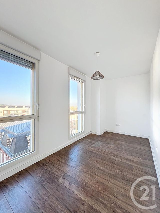 Afficher la photo en grand Appartement F4 à vendre - 4 pièces - 80.6 m2 - BRETIGNY SUR ORGE - 91 - ILE-DE-FRANCE - Century 21 Capitole Immobilier