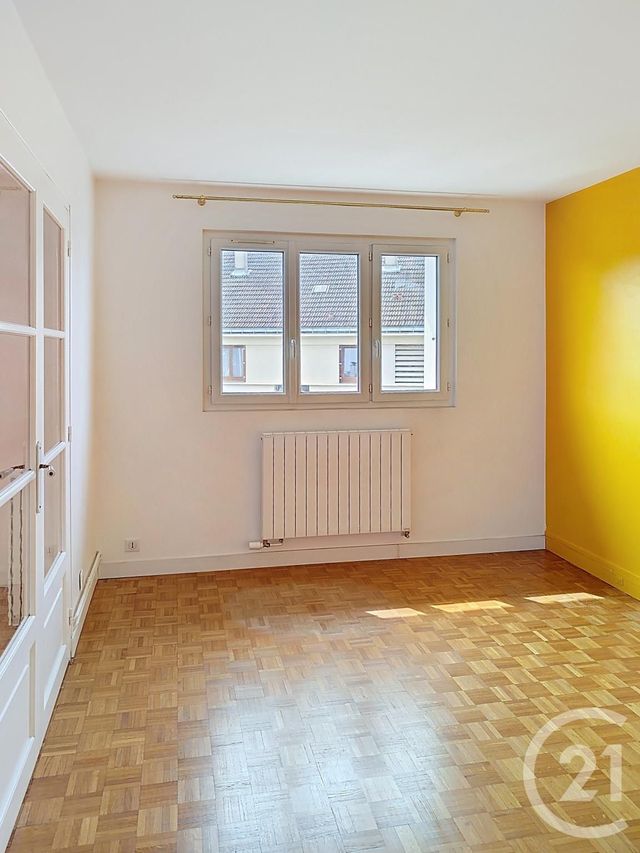 Appartement F4 à vendre - 4 pièces - 84.7 m2 - BRETIGNY SUR ORGE - 91 - ILE-DE-FRANCE - Century 21 Capitole Immobilier
