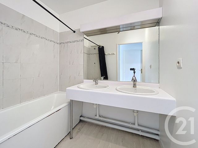 Appartement F3 à vendre - 3 pièces - 59.0 m2 - BRETIGNY SUR ORGE - 91 - ILE-DE-FRANCE - Century 21 Capitole Immobilier