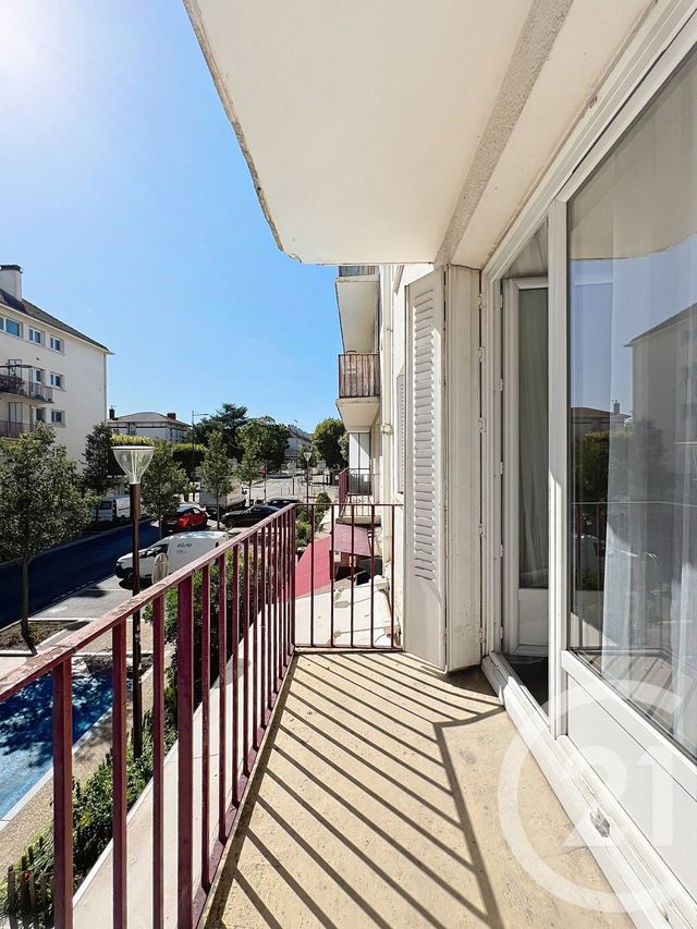 Appartement F3 à vendre - 3 pièces - 53.96 m2 - BRETIGNY SUR ORGE - 91 - ILE-DE-FRANCE - Century 21 Capitole Immobilier