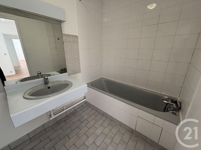 Appartement F3 à louer - 3 pièces - 67.0 m2 - BRETIGNY SUR ORGE - 91 - ILE-DE-FRANCE - Century 21 Capitole Immobilier