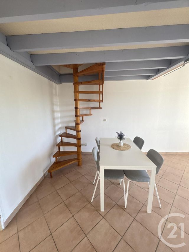 Appartement F2 bis à louer - 2 pièces - 51.25 m2 - CHEPTAINVILLE - 91 - ILE-DE-FRANCE - Century 21 Capitole Immobilier