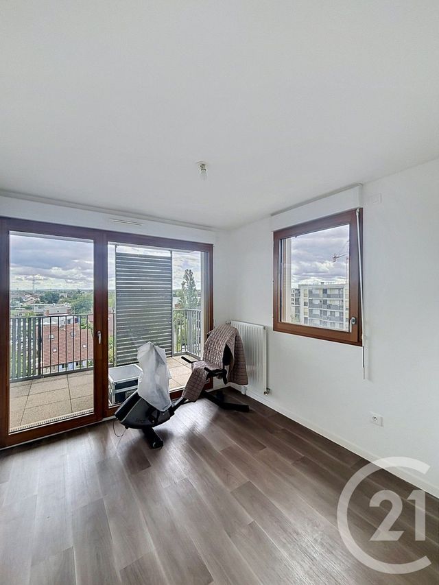 Appartement F5 à vendre - 5 pièces - 93.11 m2 - BRETIGNY SUR ORGE - 91 - ILE-DE-FRANCE - Century 21 Capitole Immobilier