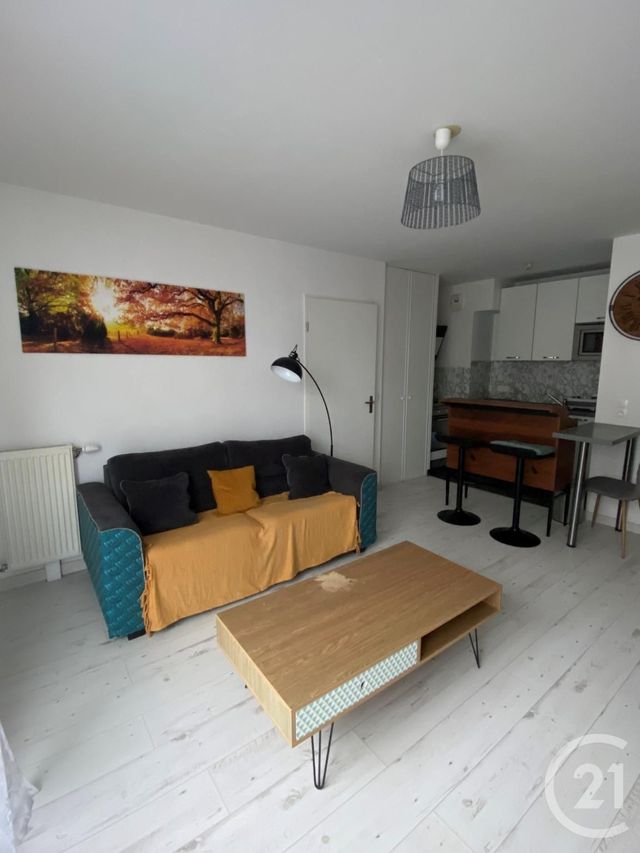 Appartement F2 à louer - 2 pièces - 40.57 m2 - FLEURY MEROGIS - 91 - ILE-DE-FRANCE - Century 21 Capitole Immobilier