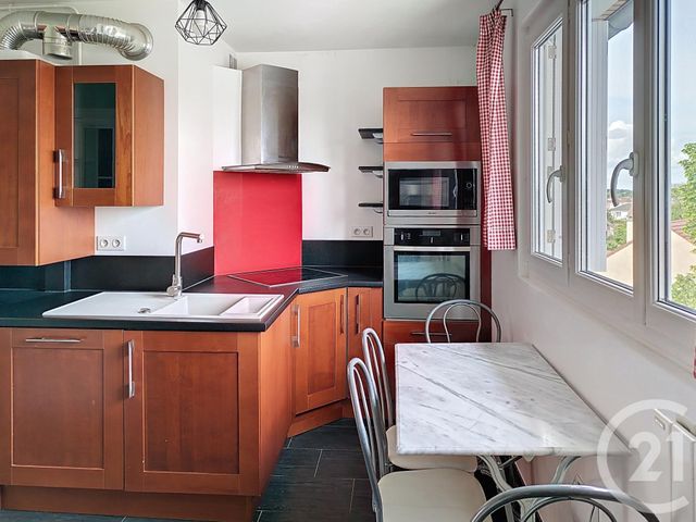 Appartement F4 à louer - 4 pièces - 84.7 m2 - BRETIGNY SUR ORGE - 91 - ILE-DE-FRANCE - Century 21 Capitole Immobilier