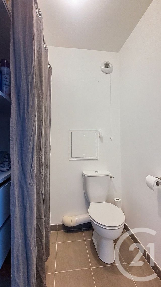 Appartement F2 à louer - 2 pièces - 40.46 m2 - FLEURY MEROGIS - 91 - ILE-DE-FRANCE - Century 21 Capitole Immobilier