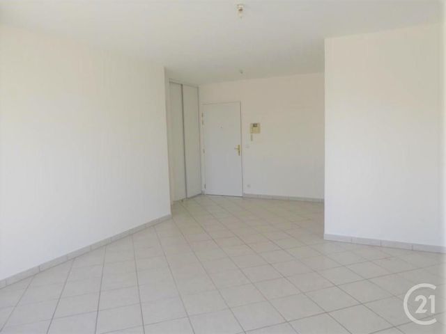 Appartement F3 à louer - 3 pièces - 64.0 m2 - MENNECY - 91 - ILE-DE-FRANCE - Century 21 Capitole Immobilier