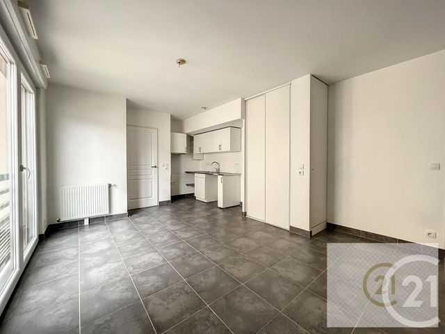Appartement F2 à louer - 2 pièces - 45.0 m2 - BRETIGNY SUR ORGE - 91 - ILE-DE-FRANCE - Century 21 Capitole Immobilier