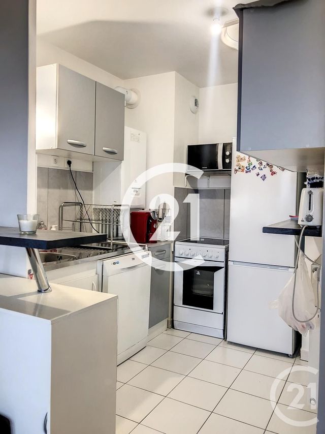 Appartement F2 à louer - 2 pièces - 41.03 m2 - FLEURY MEROGIS - 91 - ILE-DE-FRANCE - Century 21 Capitole Immobilier