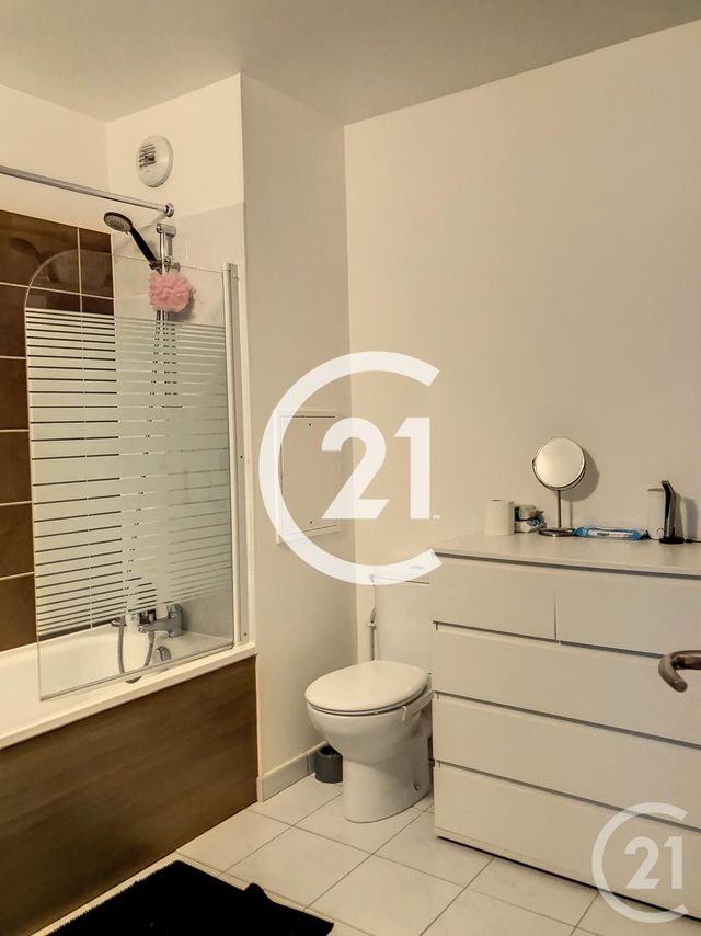 Appartement F2 à louer - 2 pièces - 41.03 m2 - FLEURY MEROGIS - 91 - ILE-DE-FRANCE - Century 21 Capitole Immobilier