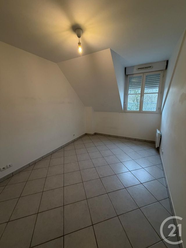 Appartement F3 à louer - 3 pièces - 59.25 m2 - MENNECY - 91 - ILE-DE-FRANCE - Century 21 Capitole Immobilier