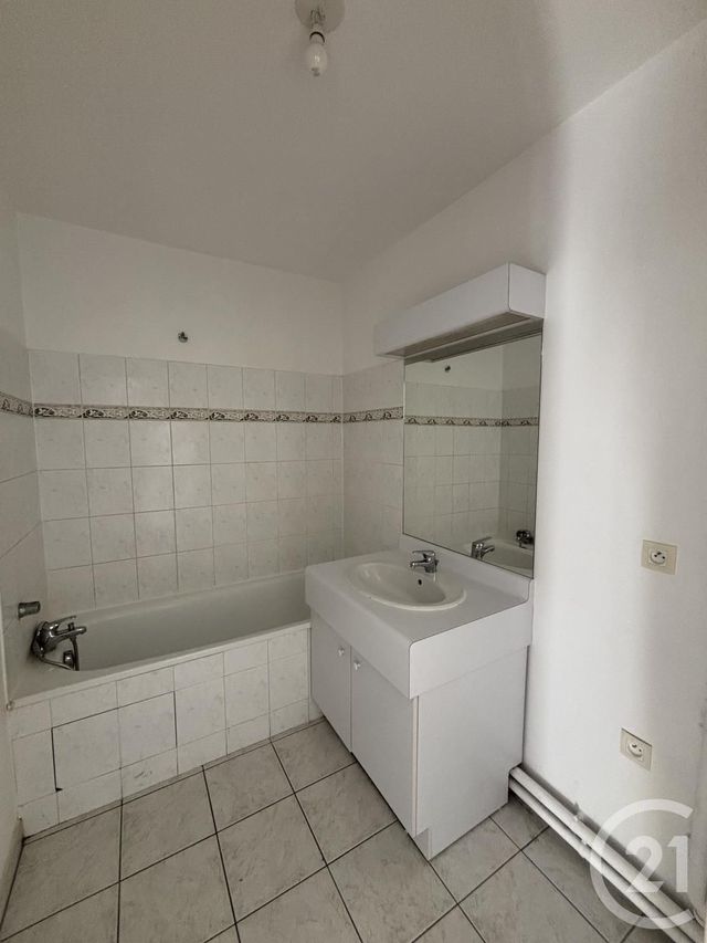 Appartement F2 à louer - 2 pièces - 47.59 m2 - BRETIGNY SUR ORGE - 91 - ILE-DE-FRANCE - Century 21 Capitole Immobilier