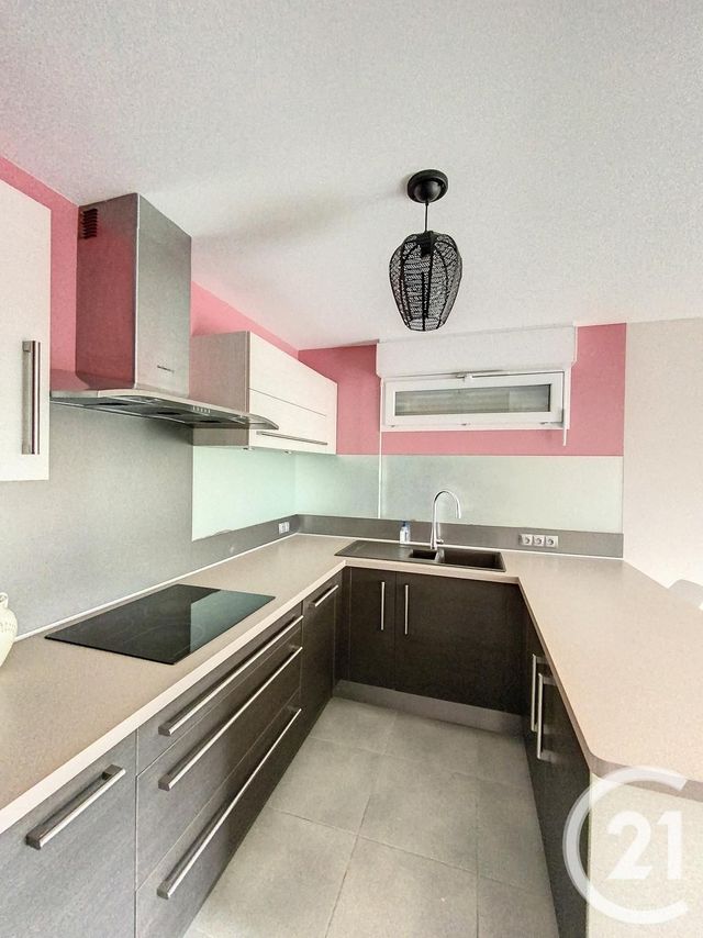 Appartement F3 à louer - 3 pièces - 74.3 m2 - ST MICHEL SUR ORGE - 91 - ILE-DE-FRANCE - Century 21 Capitole Immobilier