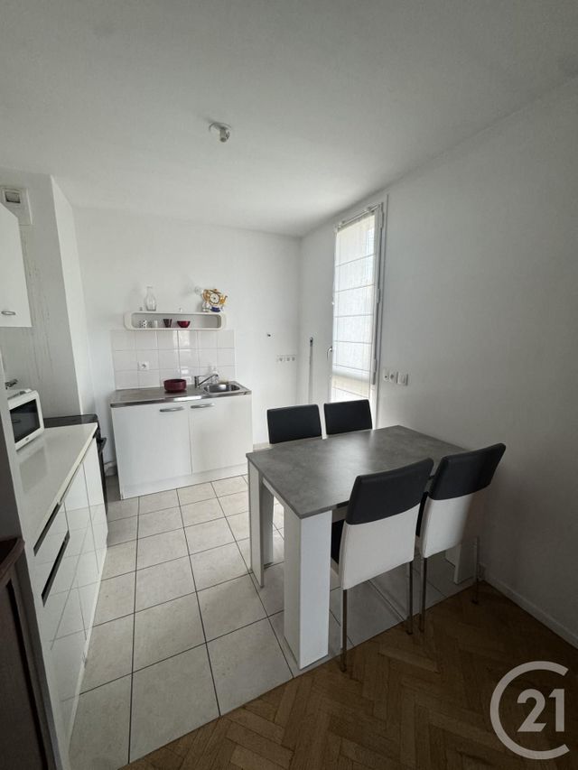 Appartement à louer - 2 pièces - 45.53 m2 - BRETIGNY SUR ORGE - 91 - ILE-DE-FRANCE - Century 21 Capitole Immobilier