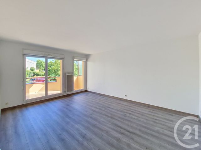 Appartement F3 à vendre - 3 pièces - 63.02 m2 - BRETIGNY SUR ORGE - 91 - ILE-DE-FRANCE - Century 21 Capitole Immobilier