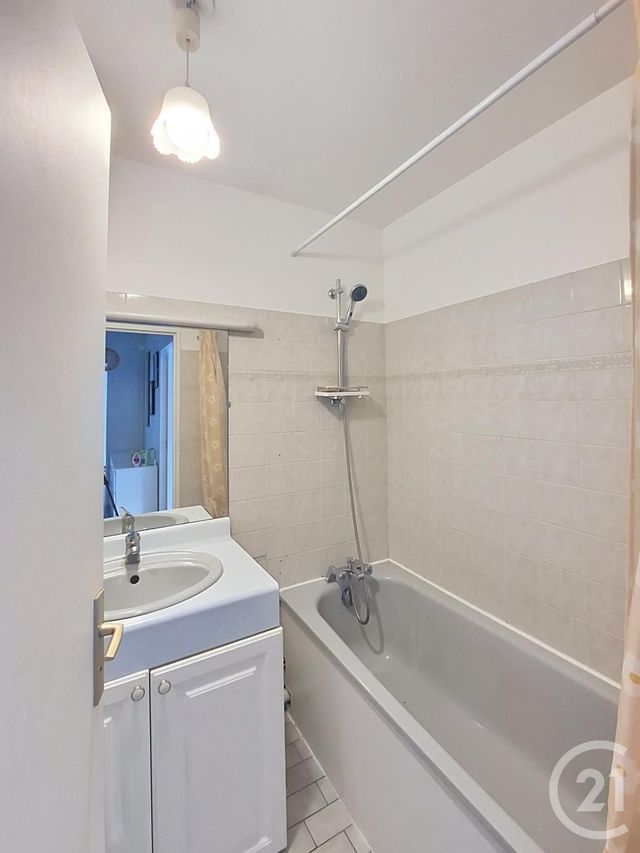 Appartement F2 à vendre - 2 pièces - 52.1 m2 - BRETIGNY SUR ORGE - 91 - ILE-DE-FRANCE - Century 21 Capitole Immobilier