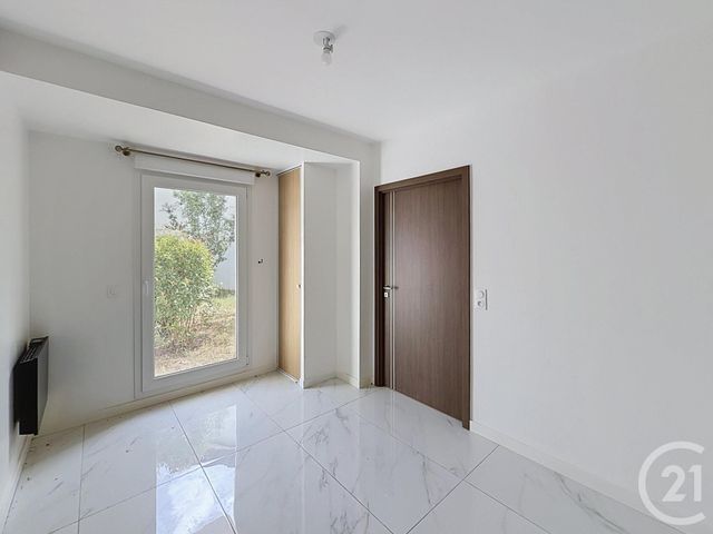 Appartement F2 à vendre - 2 pièces - 48.16 m2 - STE GENEVIEVE DES BOIS - 91 - ILE-DE-FRANCE - Century 21 Capitole Immobilier
