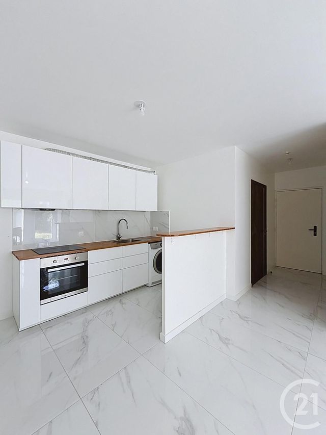 Appartement F2 à vendre - 2 pièces - 48.16 m2 - STE GENEVIEVE DES BOIS - 91 - ILE-DE-FRANCE - Century 21 Capitole Immobilier