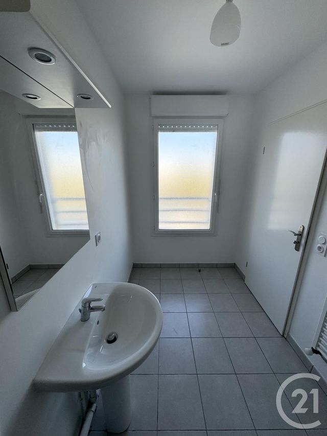 Appartement à louer - 2 pièces - 43.5 m2 - BRETIGNY SUR ORGE - 91 - ILE-DE-FRANCE - Century 21 Capitole Immobilier