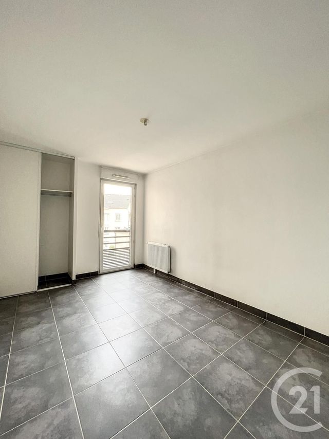 Appartement F2 à louer - 2 pièces - 45.0 m2 - BRETIGNY SUR ORGE - 91 - ILE-DE-FRANCE - Century 21 Capitole Immobilier