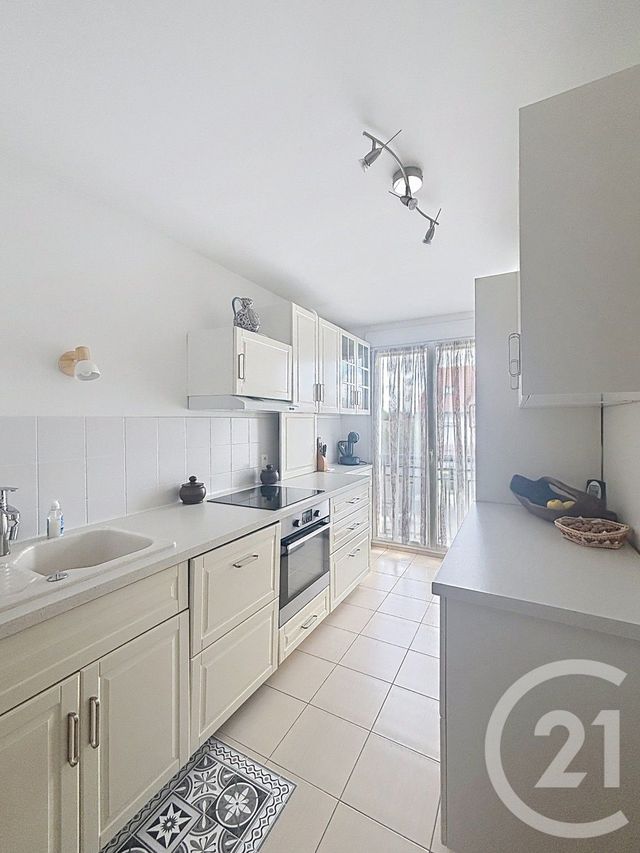 Appartement F3 à vendre - 3 pièces - 69.9 m2 - BRETIGNY SUR ORGE - 91 - ILE-DE-FRANCE - Century 21 Capitole Immobilier