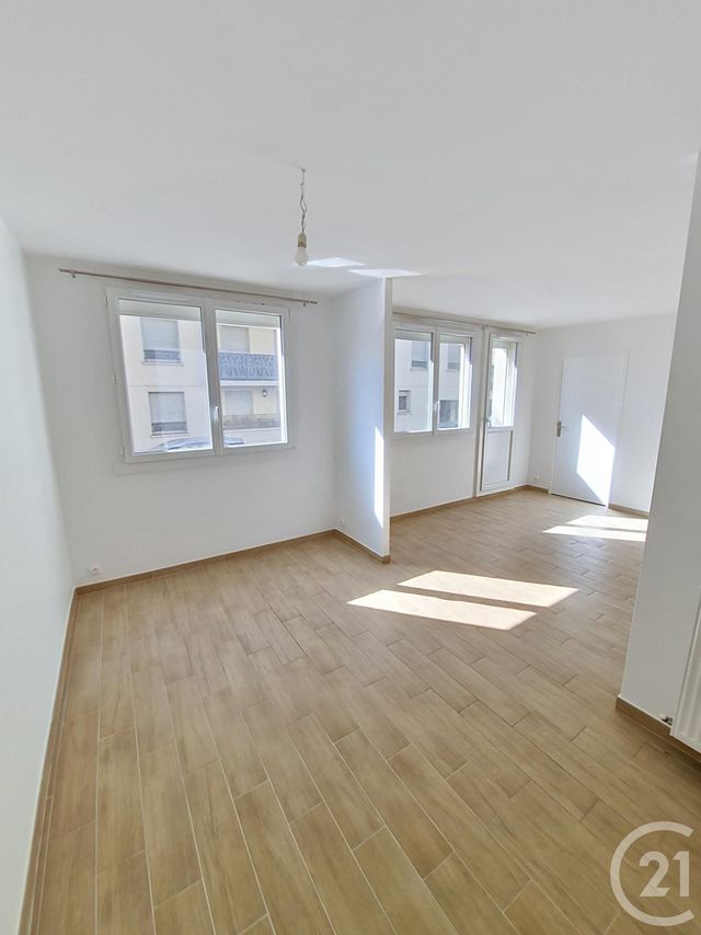 Appartement F3 à vendre - 3 pièces - 60.03 m2 - BRETIGNY SUR ORGE - 91 - ILE-DE-FRANCE - Century 21 Capitole Immobilier