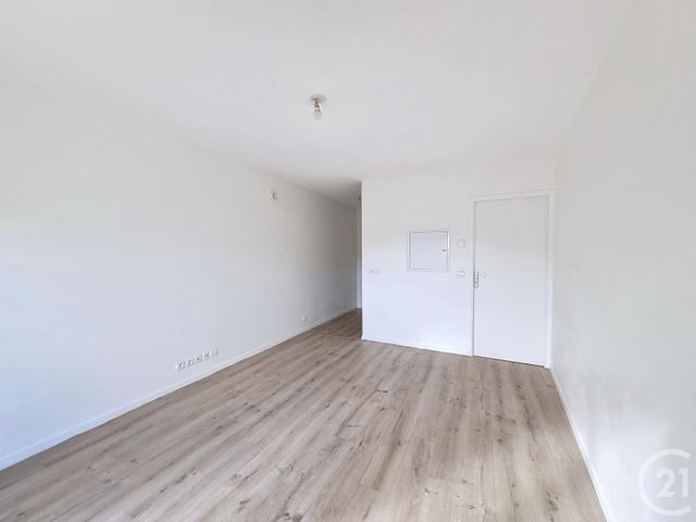 Appartement F1 à louer - 1 pièce - 23.44 m2 - CORBEIL ESSONNES - 91 - ILE-DE-FRANCE - Century 21 Capitole Immobilier