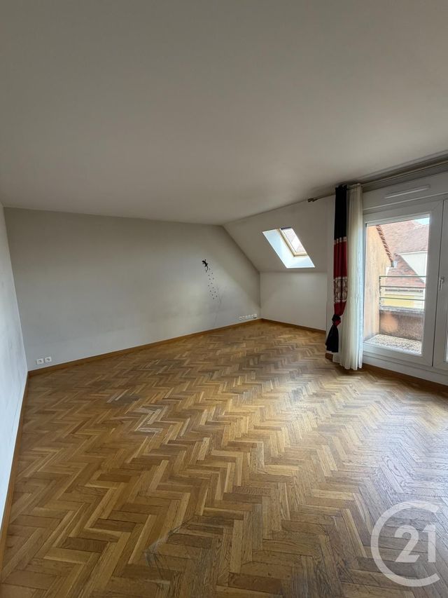 Appartement F4 à louer - 4 pièces - 78.0 m2 - ARPAJON - 91 - ILE-DE-FRANCE - Century 21 Capitole Immobilier
