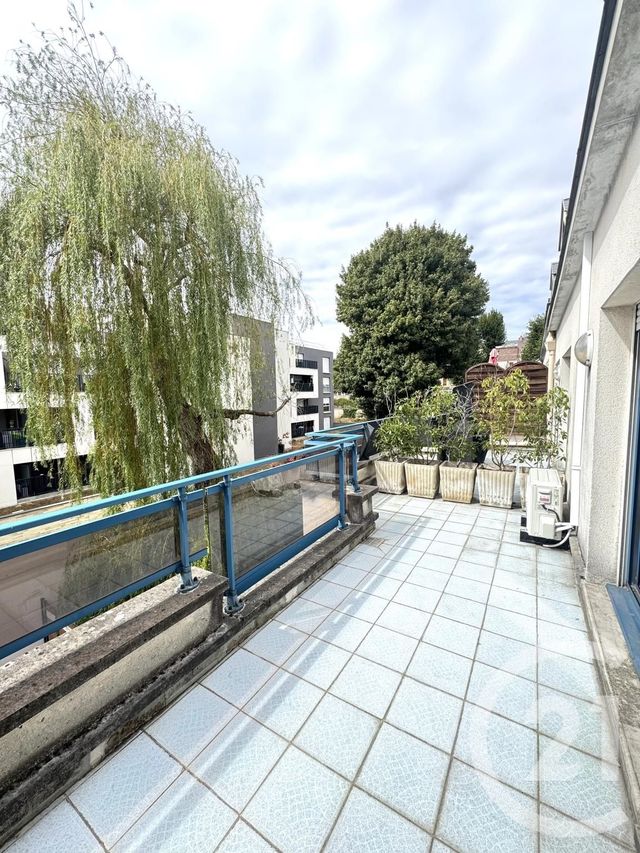 Appartement F2 à louer - 2 pièces - 57.0 m2 - SAVIGNY SUR ORGE - 91 - ILE-DE-FRANCE - Century 21 Capitole Immobilier