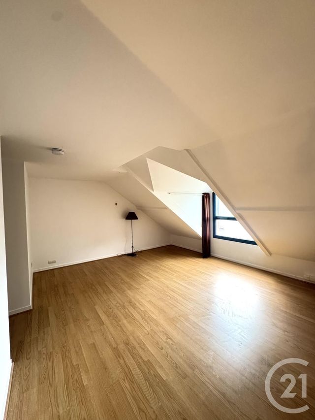 Appartement F2 à louer - 2 pièces - 57.0 m2 - SAVIGNY SUR ORGE - 91 - ILE-DE-FRANCE - Century 21 Capitole Immobilier