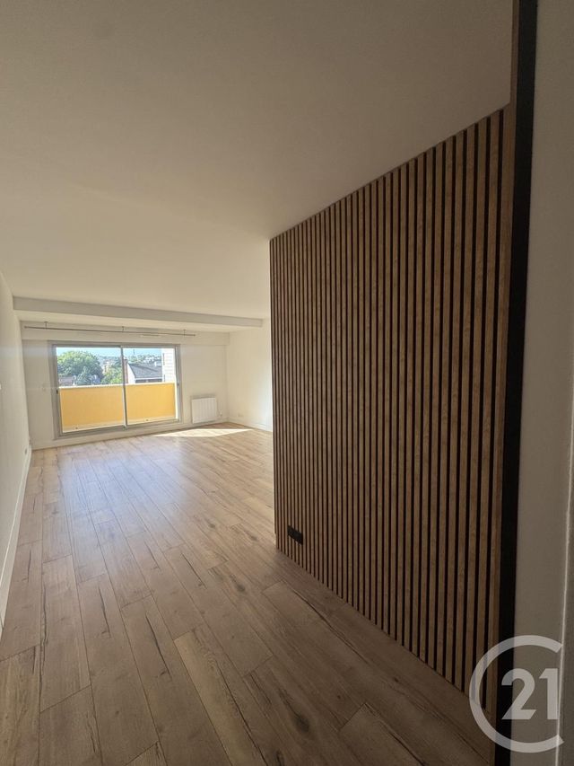 Appartement F2 à louer - 2 pièces - 53.05 m2 - ARPAJON - 91 - ILE-DE-FRANCE - Century 21 Capitole Immobilier