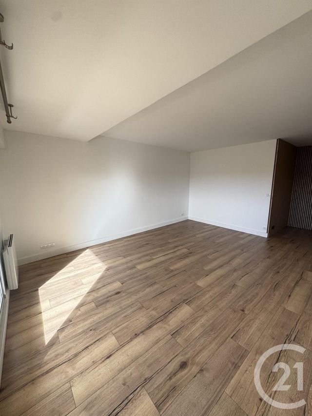 Appartement F2 à louer - 2 pièces - 53.05 m2 - ARPAJON - 91 - ILE-DE-FRANCE - Century 21 Capitole Immobilier