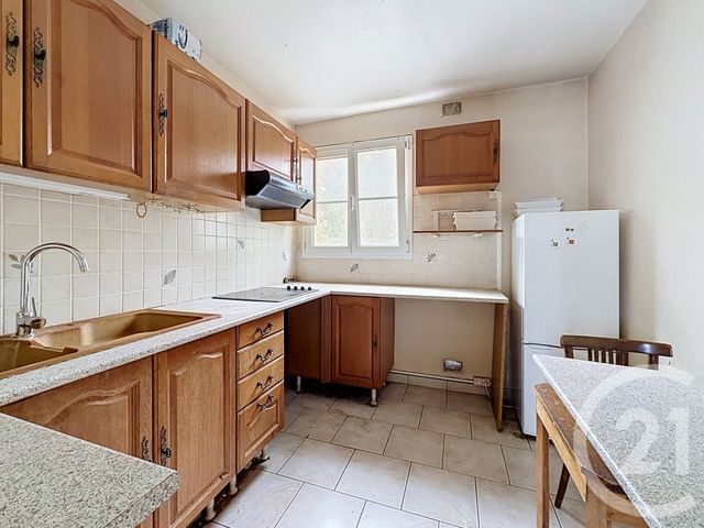 Appartement F3 à vendre - 3 pièces - 52.0 m2 - MONTLHERY - 91 - ILE-DE-FRANCE - Century 21 Capitole Immobilier