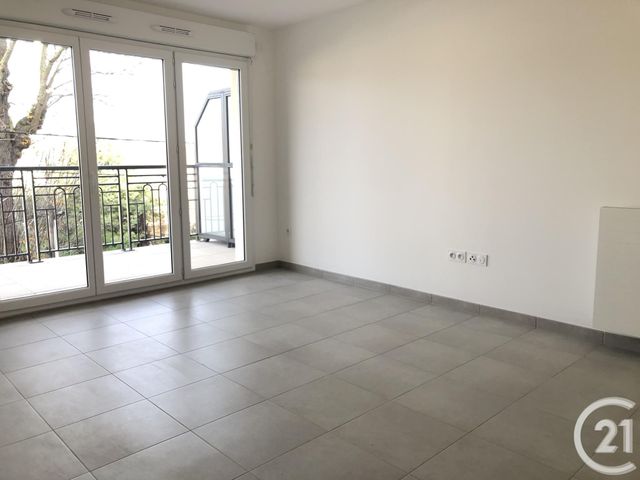 Appartement F2 à louer - 2 pièces - 43.69 m2 - STE GENEVIEVE DES BOIS - 91 - ILE-DE-FRANCE - Century 21 Capitole Immobilier