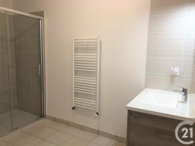 Appartement F2 à louer - 2 pièces - 43.69 m2 - STE GENEVIEVE DES BOIS - 91 - ILE-DE-FRANCE - Century 21 Capitole Immobilier