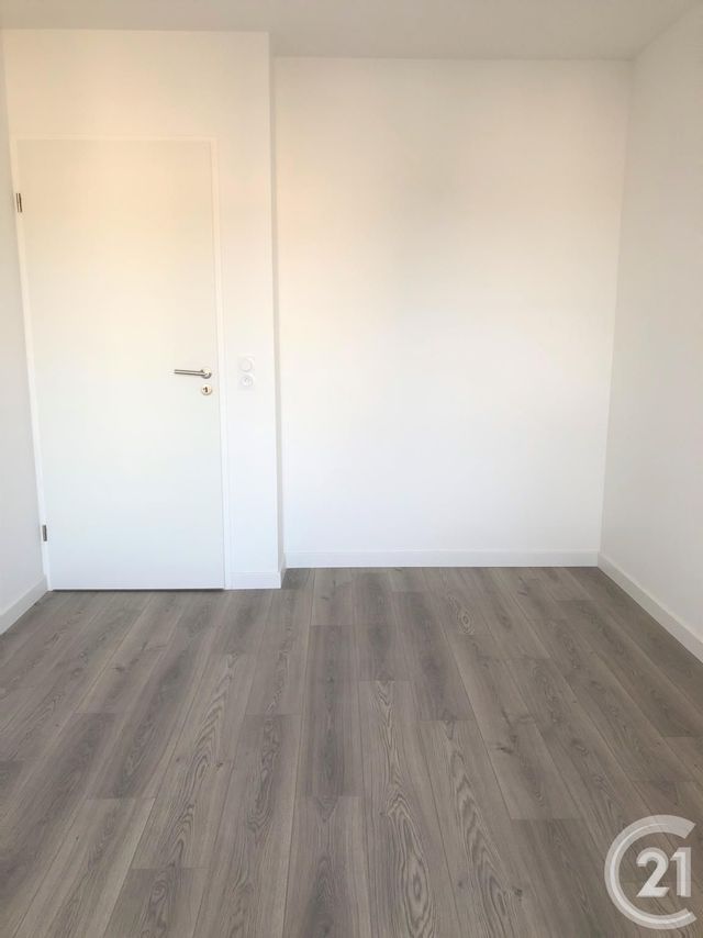 Appartement F2 à louer - 2 pièces - 43.69 m2 - STE GENEVIEVE DES BOIS - 91 - ILE-DE-FRANCE - Century 21 Capitole Immobilier