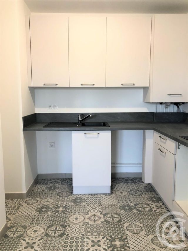 Appartement F2 à louer - 2 pièces - 43.69 m2 - STE GENEVIEVE DES BOIS - 91 - ILE-DE-FRANCE - Century 21 Capitole Immobilier
