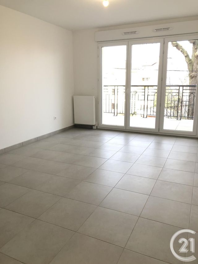 Appartement F2 à louer - 2 pièces - 43.69 m2 - STE GENEVIEVE DES BOIS - 91 - ILE-DE-FRANCE - Century 21 Capitole Immobilier