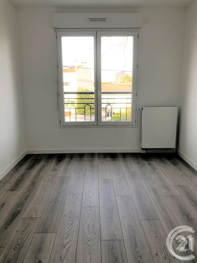Appartement F2 à louer - 2 pièces - 43.69 m2 - STE GENEVIEVE DES BOIS - 91 - ILE-DE-FRANCE - Century 21 Capitole Immobilier