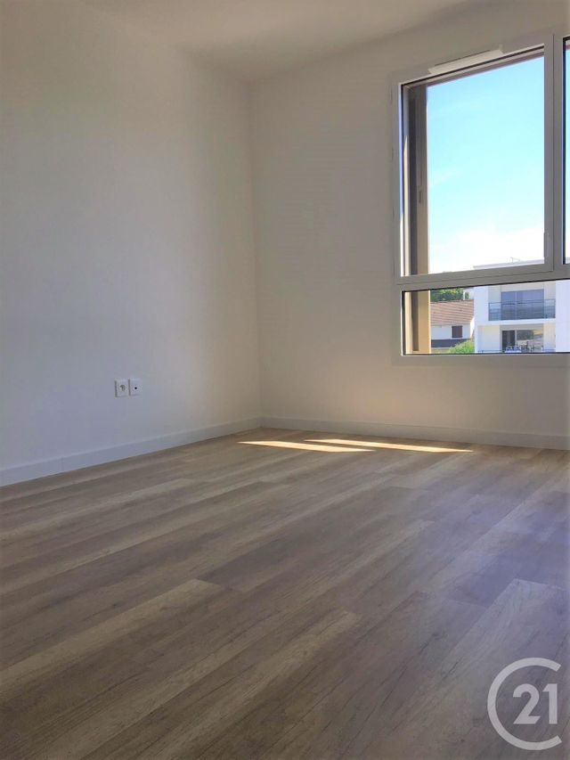 Appartement F3 à louer - 3 pièces - 61.44 m2 - ST MICHEL SUR ORGE - 91 - ILE-DE-FRANCE - Century 21 Capitole Immobilier