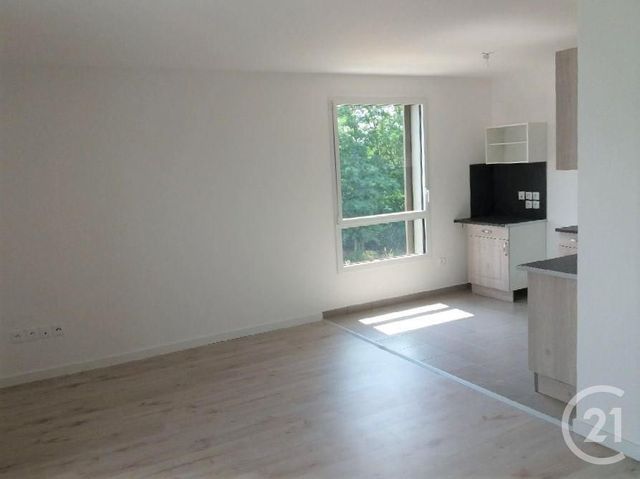 Appartement F3 à louer - 3 pièces - 61.44 m2 - ST MICHEL SUR ORGE - 91 - ILE-DE-FRANCE - Century 21 Capitole Immobilier